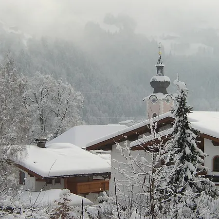 Apart - Margit Aschau Im Zillertal