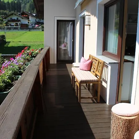 Apart - Margit Aschau Im Zillertal